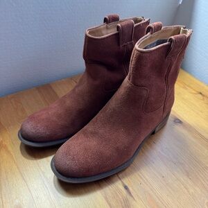 Nine West suede western boots size 6.5 jareth